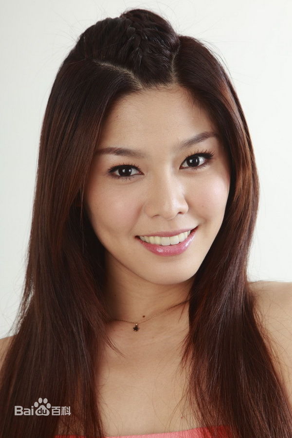 白家绮前后照片