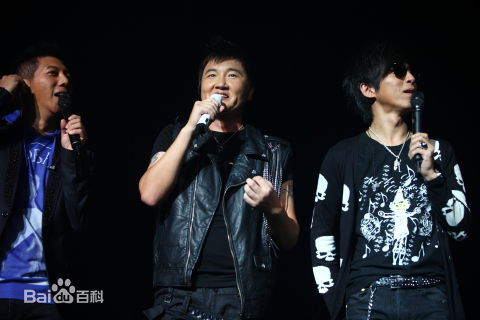 孙楠(Sun nan)2010年江阴楠得“痛快”演唱会图片图集