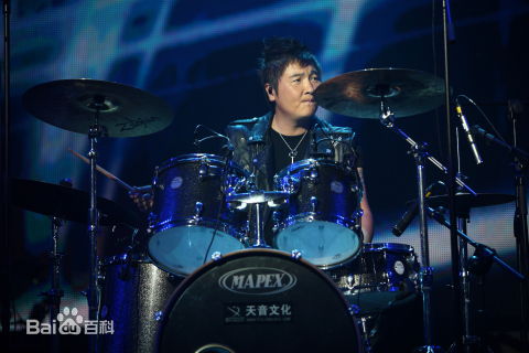 孙楠(Sun nan)2010年江阴楠得“痛快”演唱会图片图集