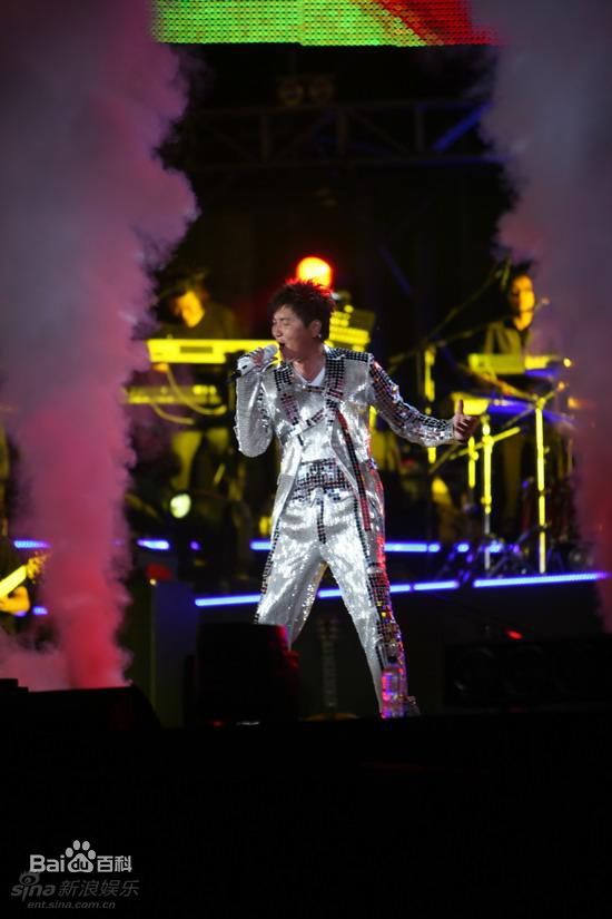 孙楠(Sun nan)出席活动性感图片图集