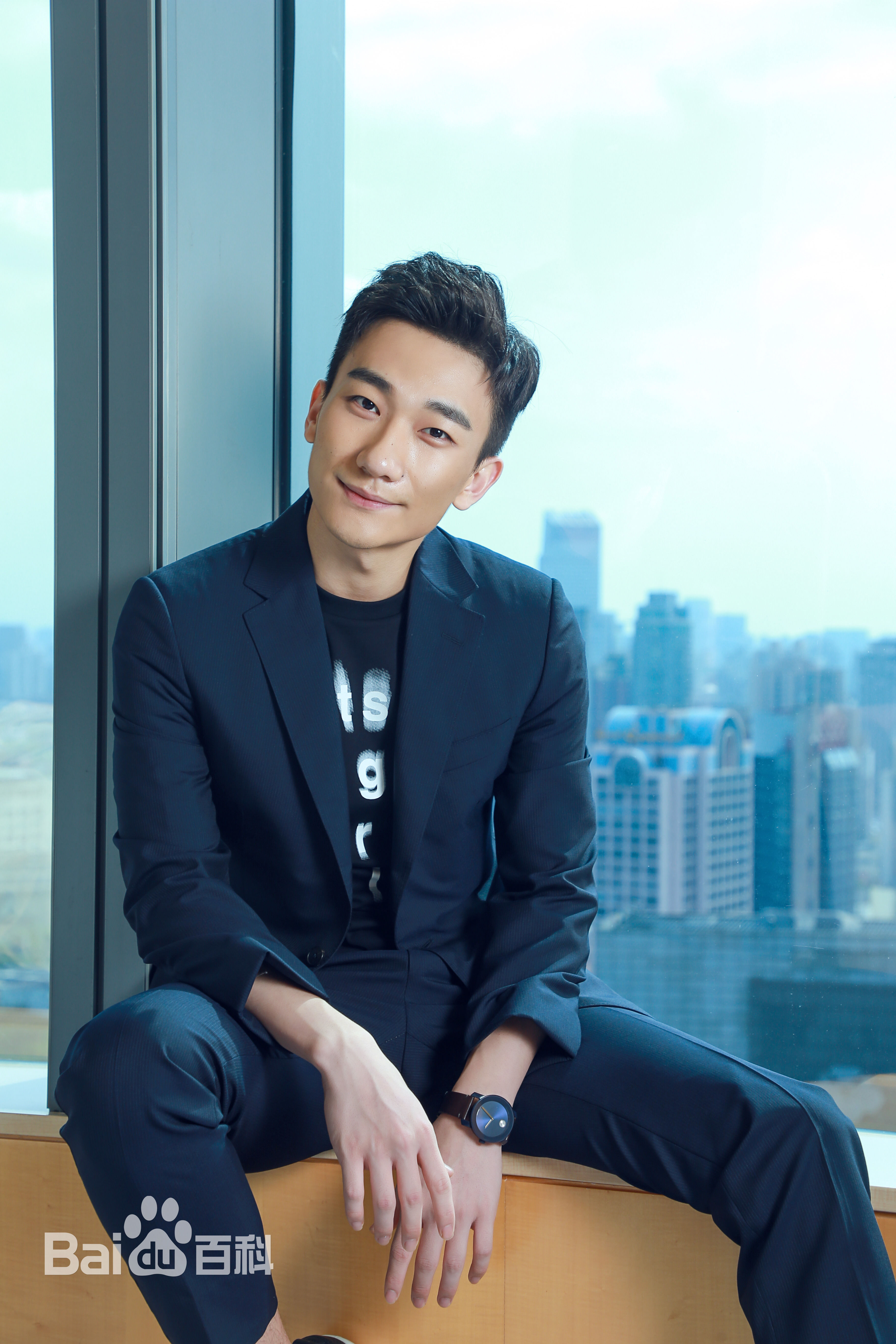 吴昊宸出席活动生活照