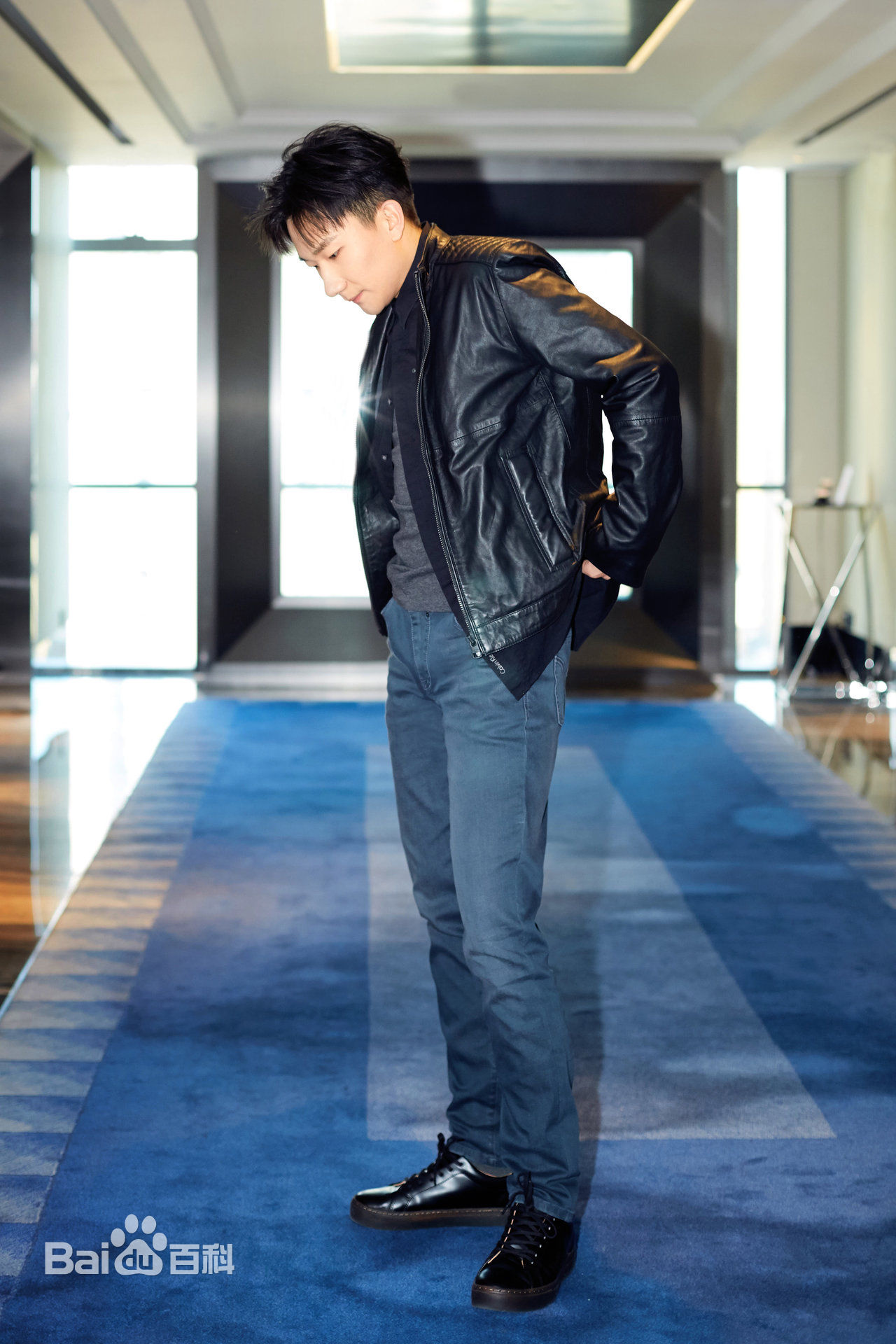 吴昊宸高清图集