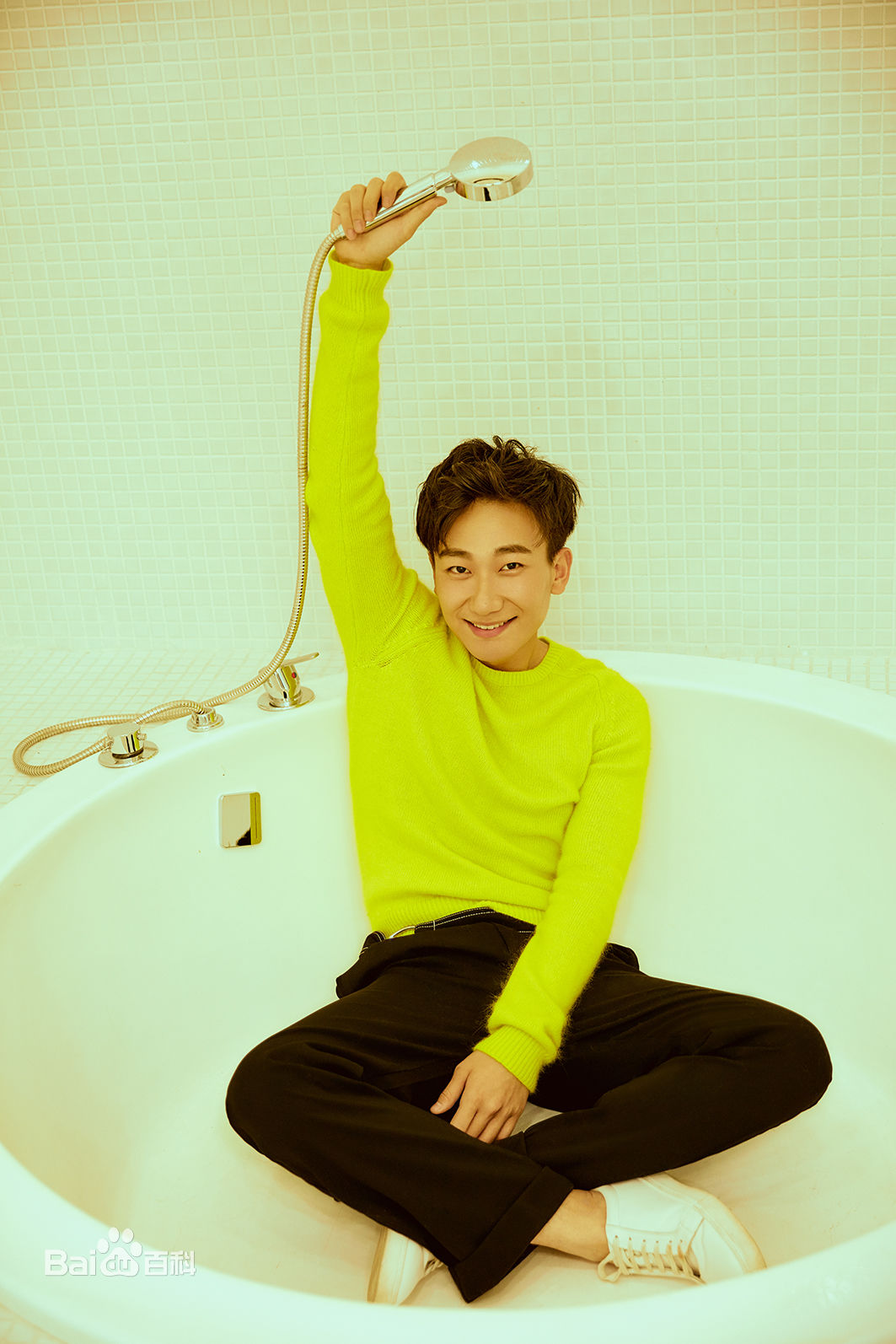 吴昊宸高清图集