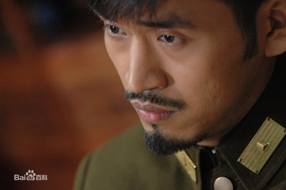 栾元晖(MAX)电视剧《剃刀边缘》剧照