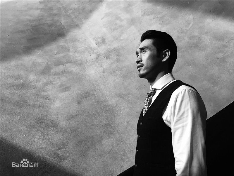 栾元晖(MAX)照片性感图片图集