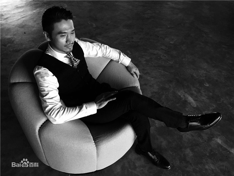 栾元晖(MAX)照片性感图片图集