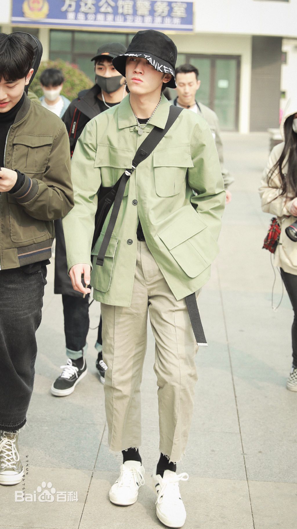 牛超明朗少年-饭拍合集前后照片