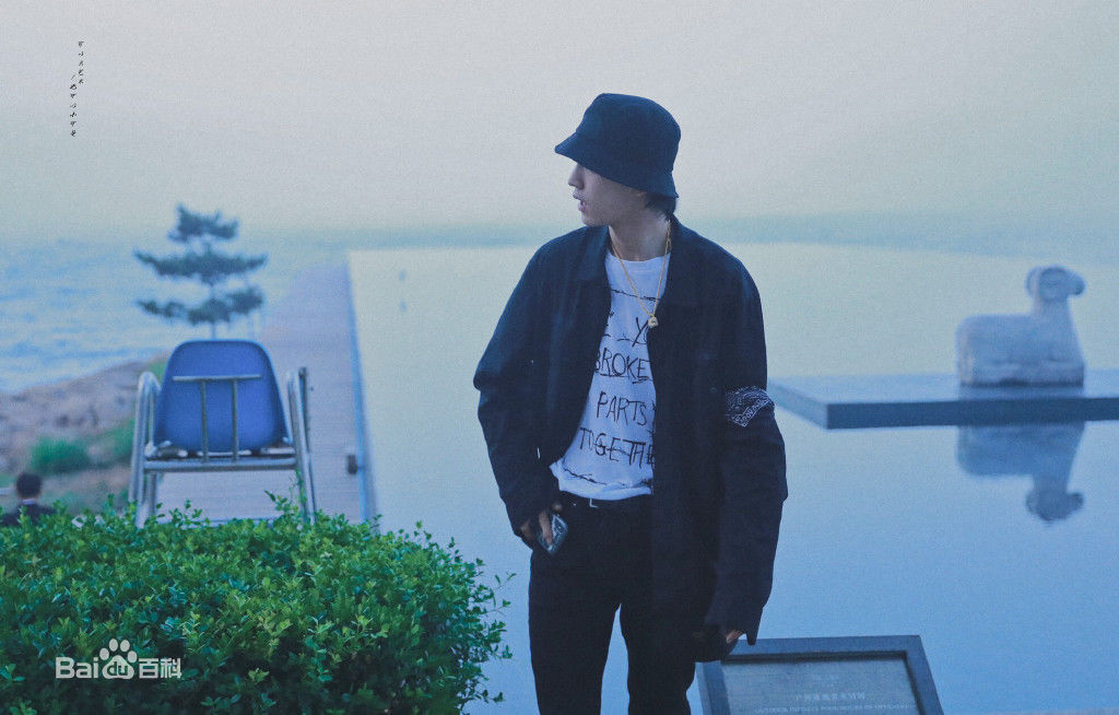 牛超明朗少年-饭拍合集前后照片