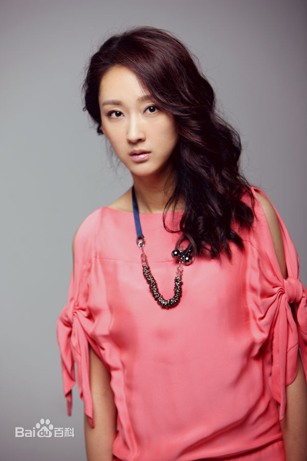 张宇菲图集素颜照相册