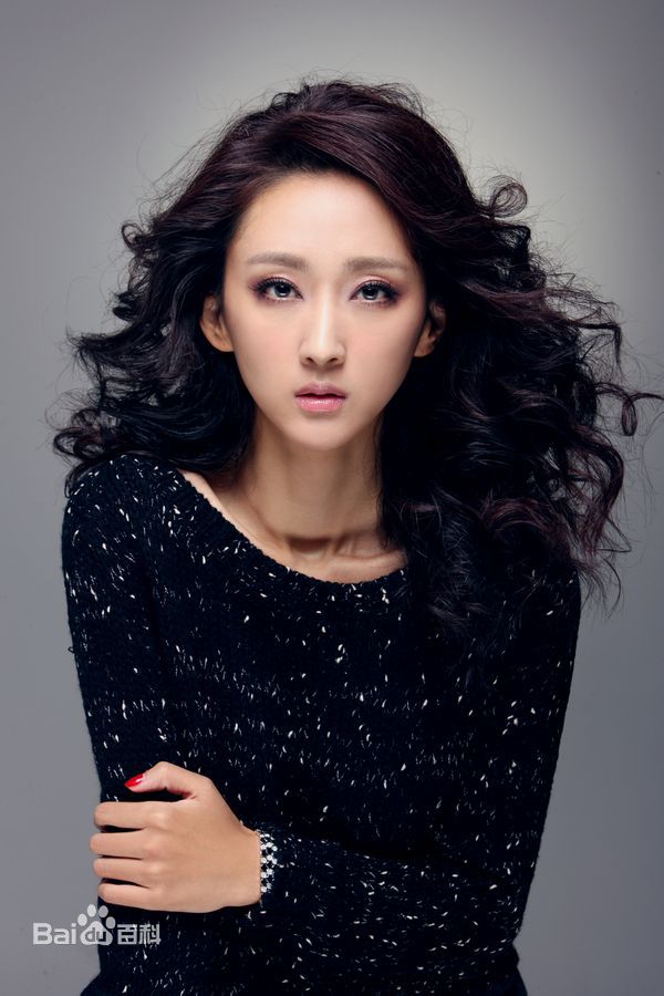 张宇菲图集素颜照相册