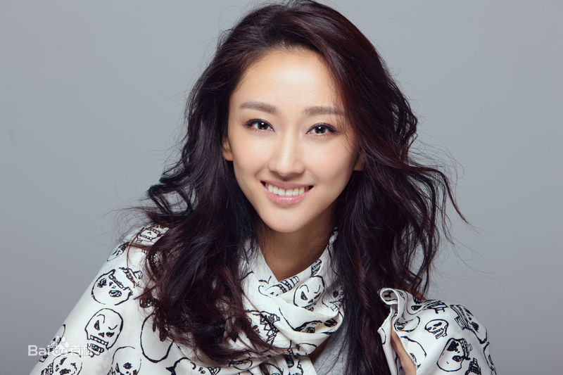 张宇菲图集素颜照相册