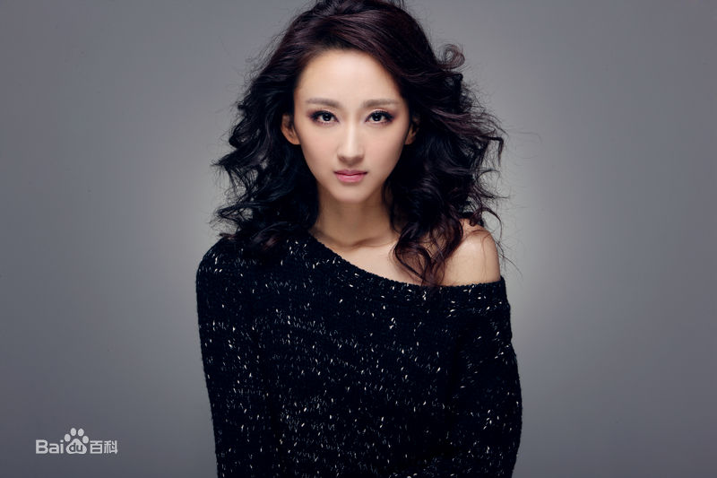 张宇菲图集素颜照相册