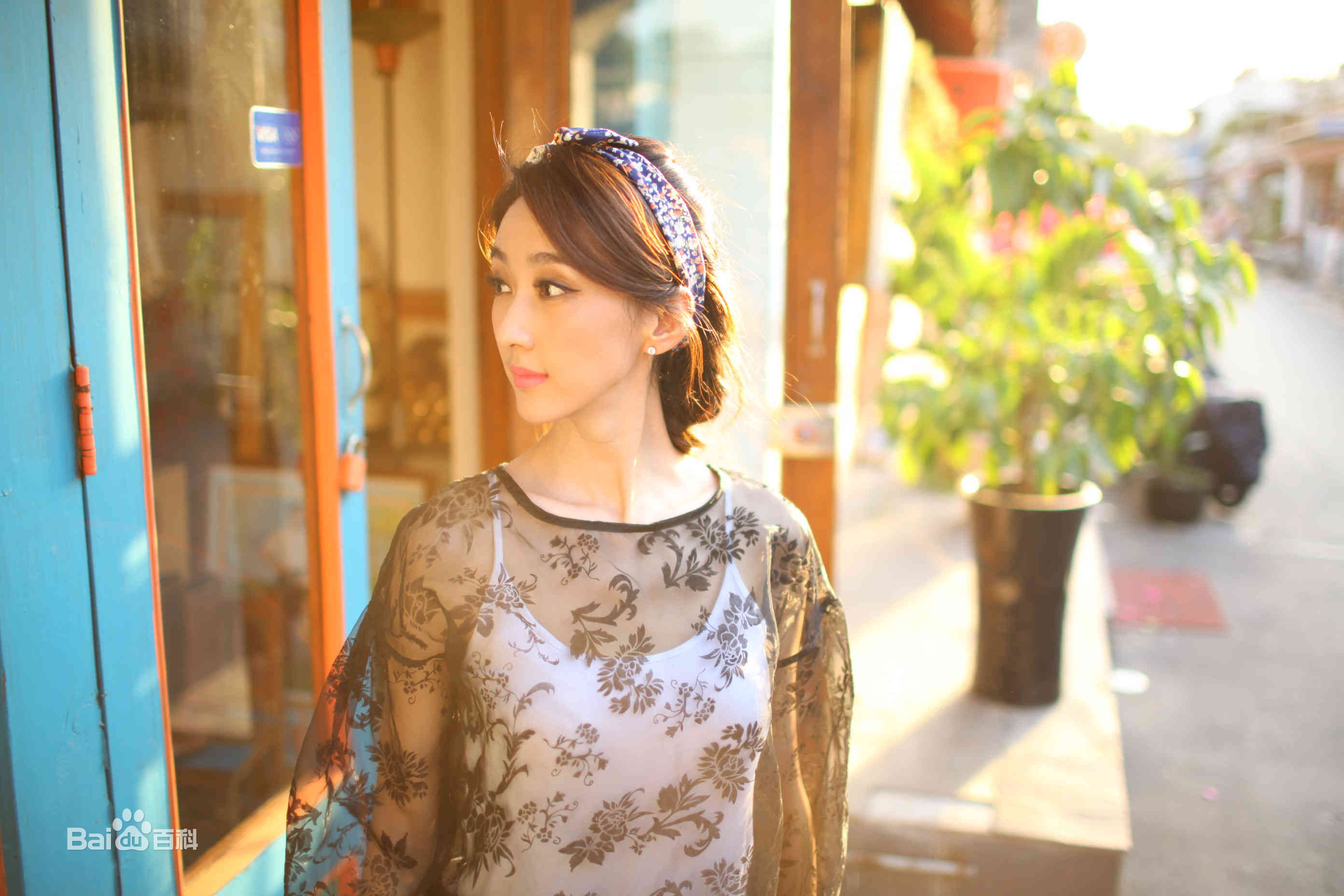 张宇菲图片生活照相册