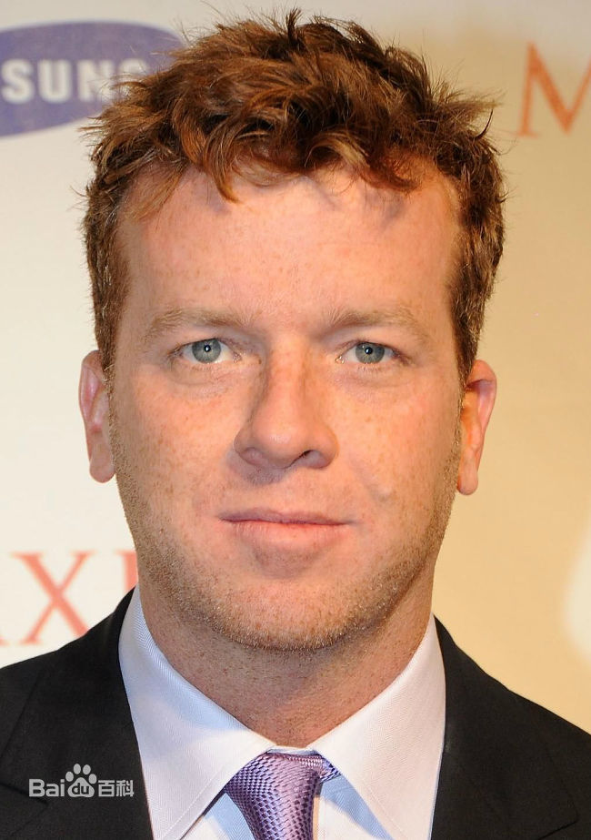 最新约瑟夫·麦克金提·尼彻(Joseph McGinty Nichol)性感图片