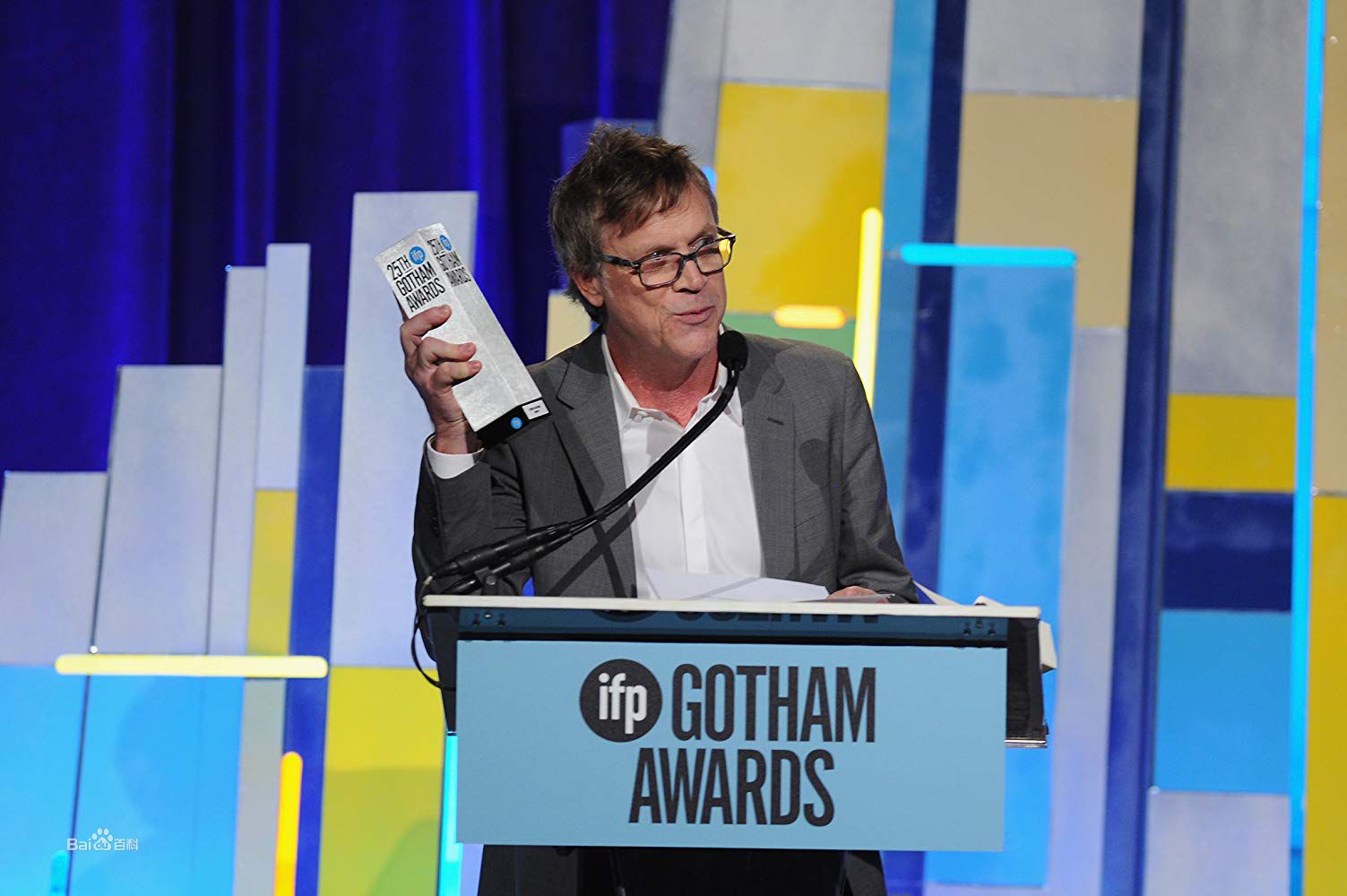 托德·海因斯(Todd Haynes)个人获奖照素颜照壁纸