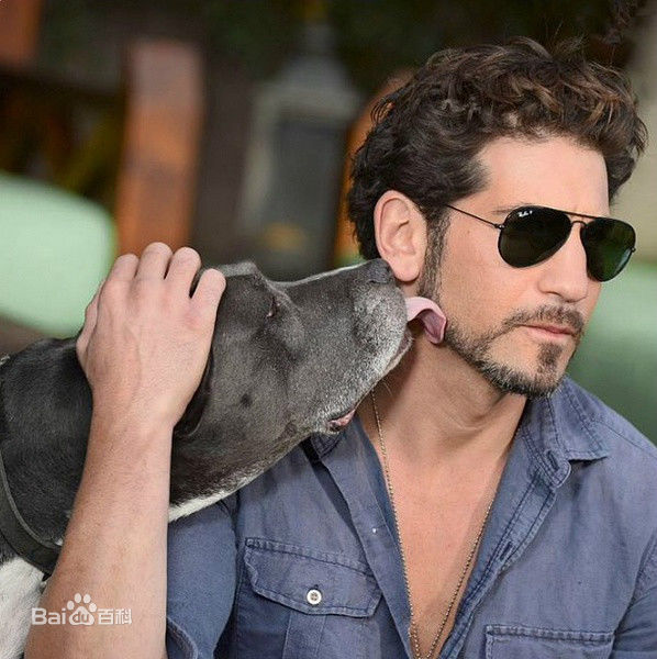 乔·博恩瑟(Jon Bernthal)前后照片