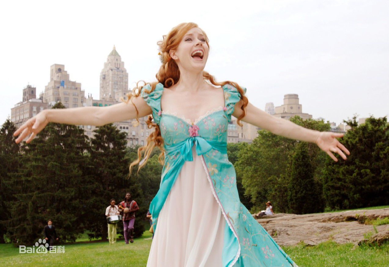 高清艾米·亚当斯(Amy Adams)在《魔法奇缘》中的图集