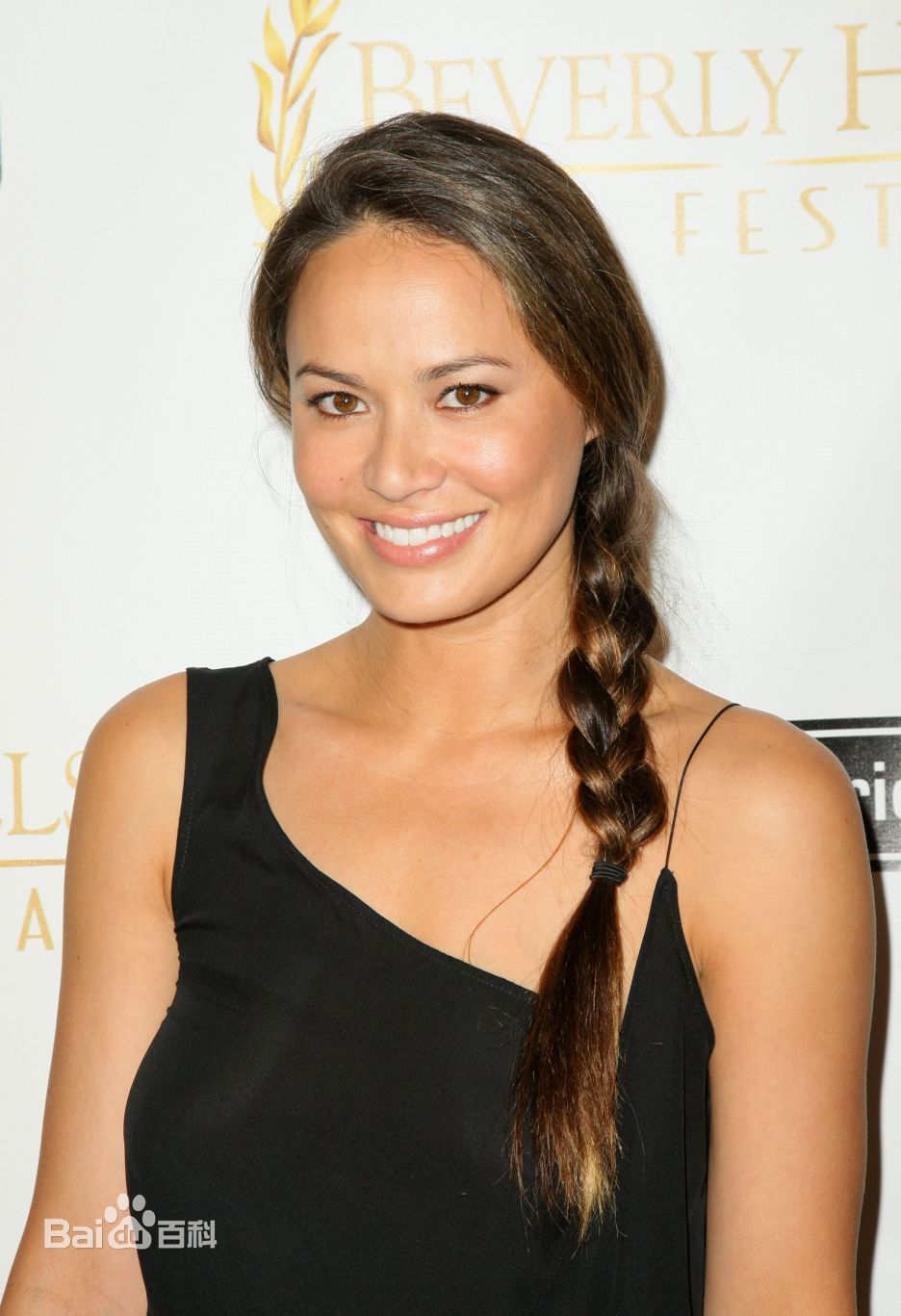 最全穆恩·布拉得古德(Moon Bloodgood)素颜照