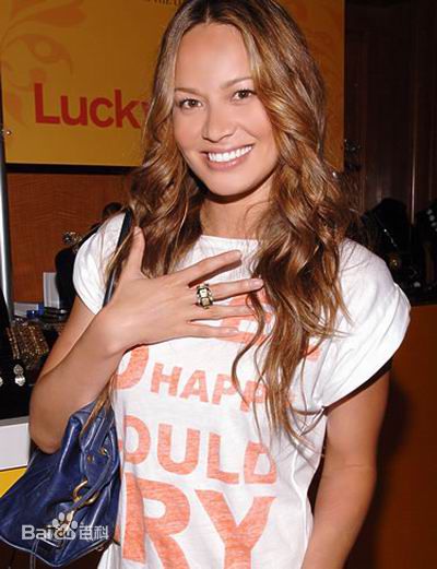 穆恩·布拉得古德(Moon Bloodgood)精彩图册