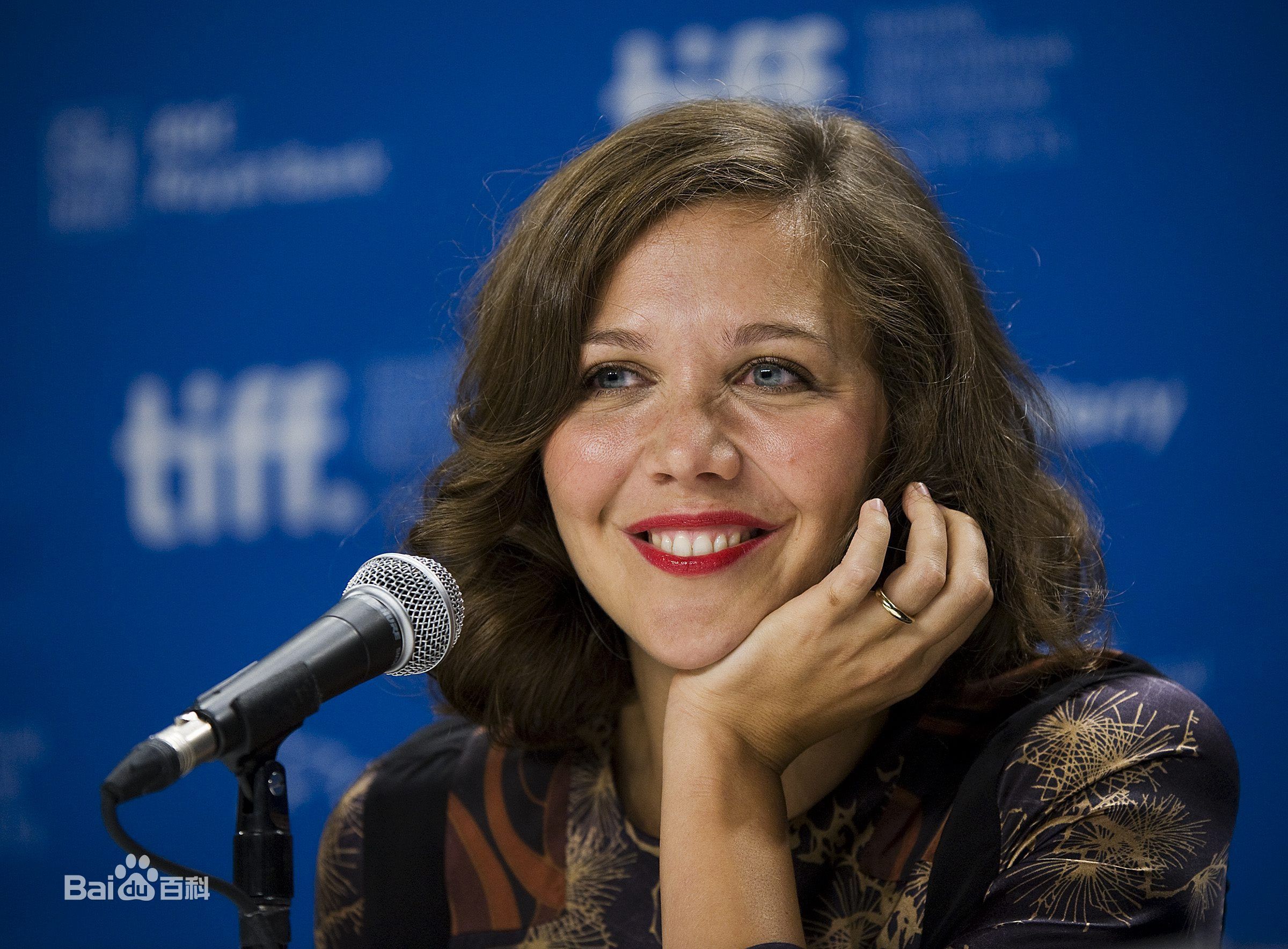 最全玛吉·吉伦哈尔(Maggie Gyllenhaal、Margolit Ruth Gyllenhaal)精彩图册