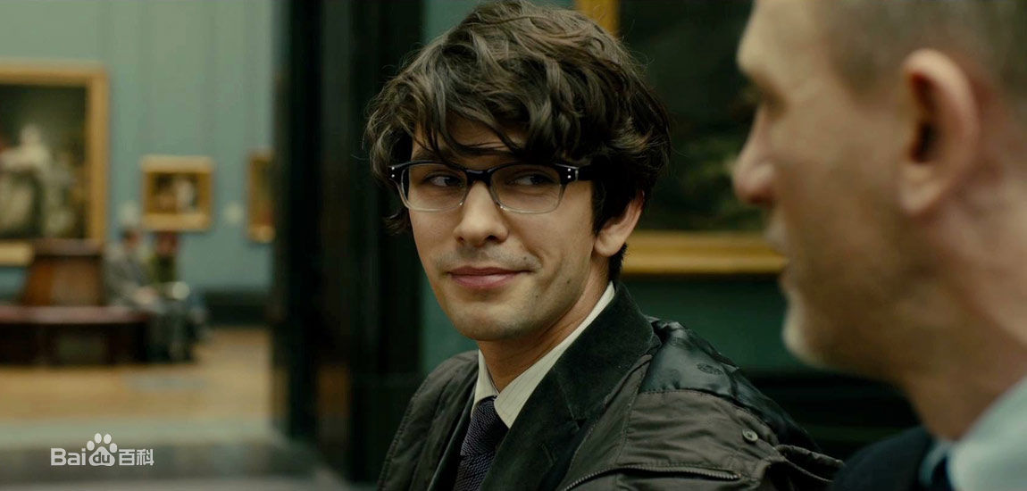 高清本·威士肖(Ben Whishaw)在《007：大破天幕杀机》Q博士中的图集