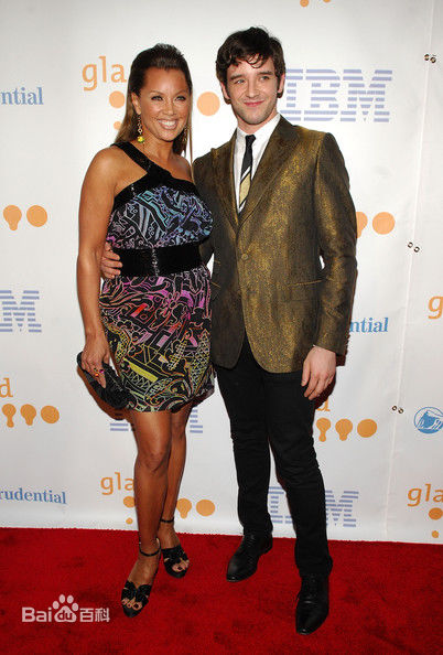 凡妮莎·威廉斯(Vanessa Williams)颁奖照片图册