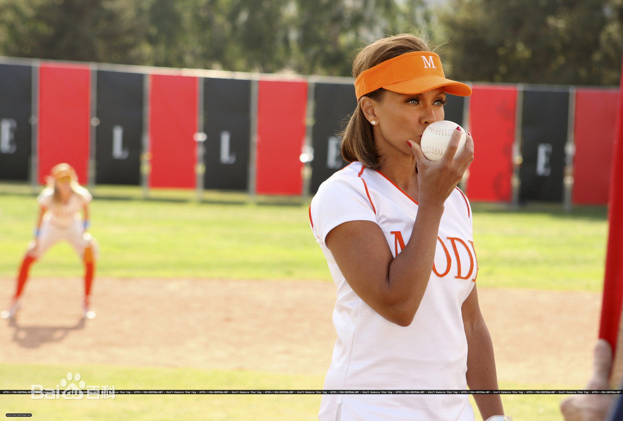 凡妮莎·威廉斯(Vanessa Williams)丑女贝蒂图册