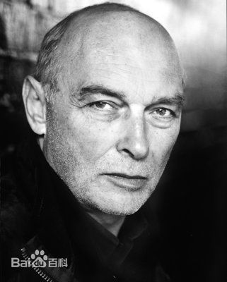 詹姆斯·福克纳(James Faulkner)前后照片