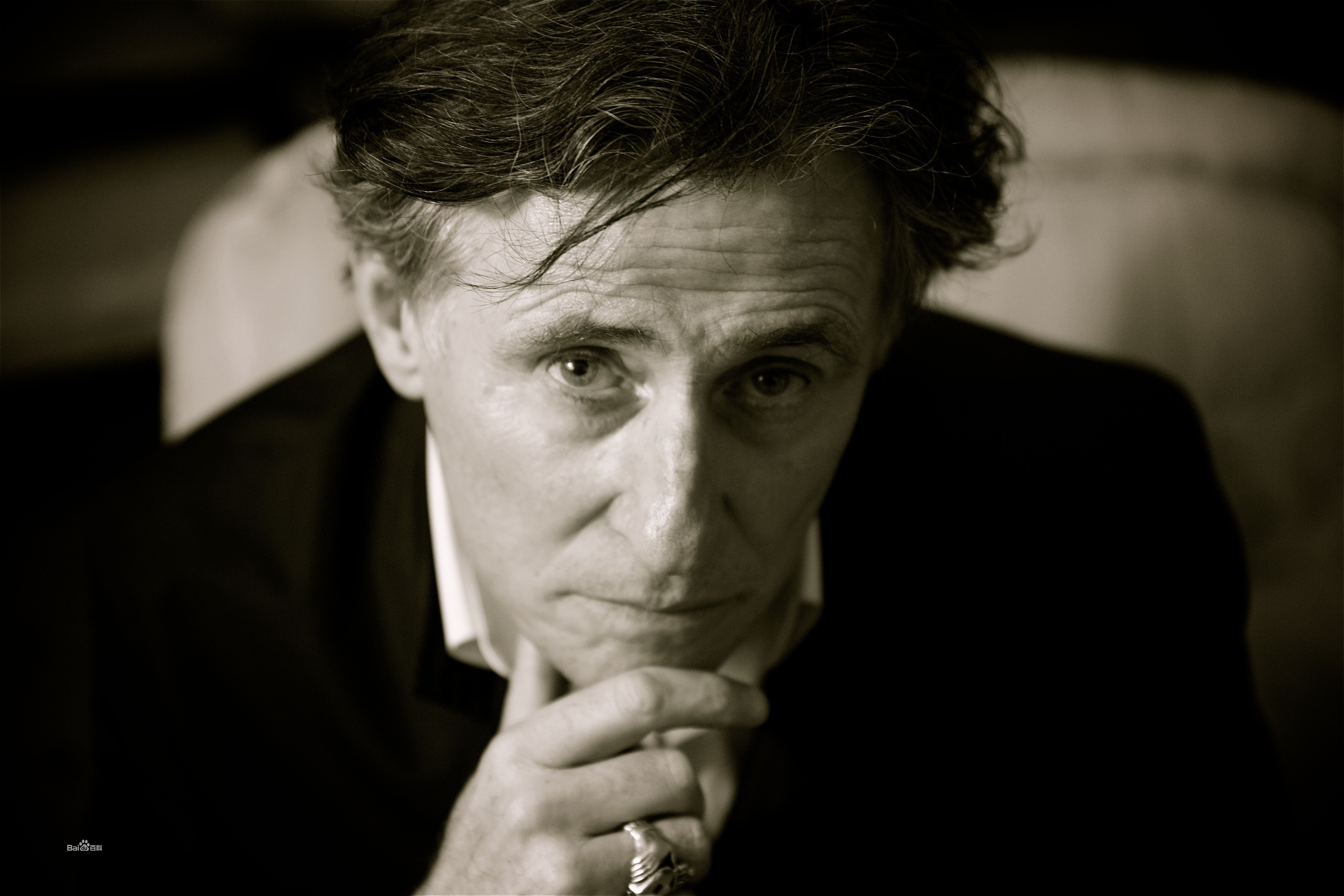最全加布里埃尔·伯恩(Gabriel Byrne)素颜照
