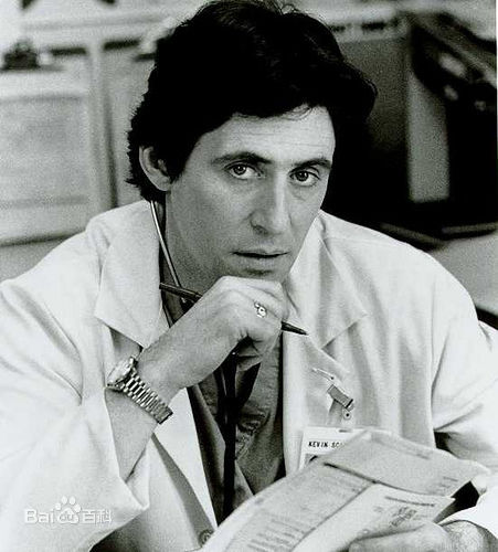 加布里埃尔·伯恩(Gabriel Byrne)精彩图册