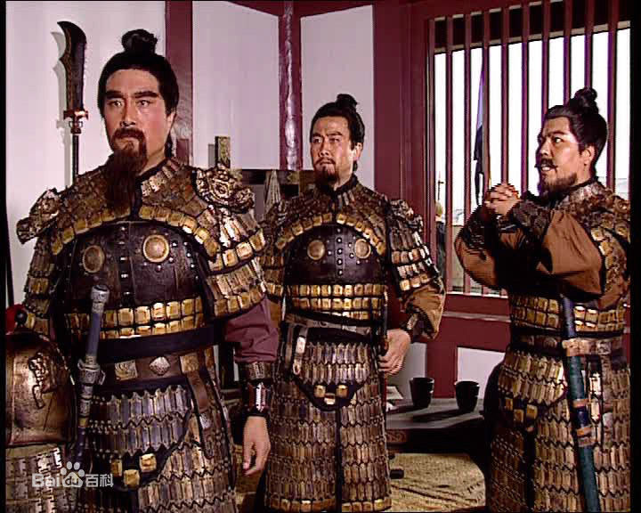 王卫国饰演的玉帝前后照片