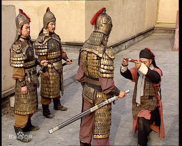 王卫国饰演的玉帝前后照片