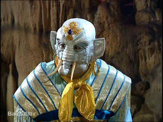 王卫国饰演的玉帝前后照片