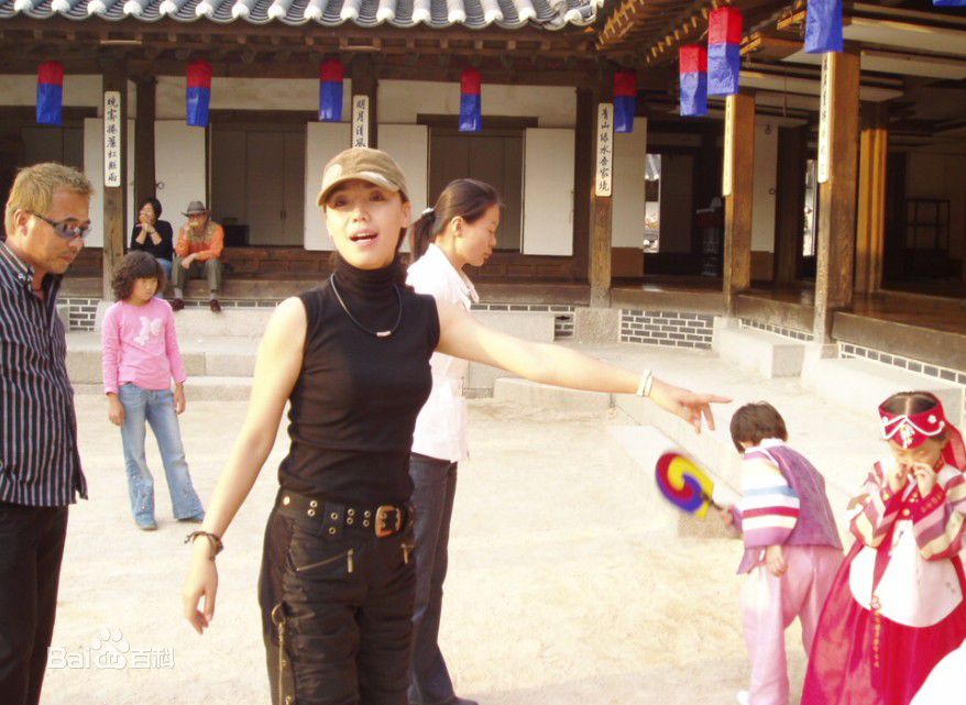 戴玮MV工作照素颜照相册