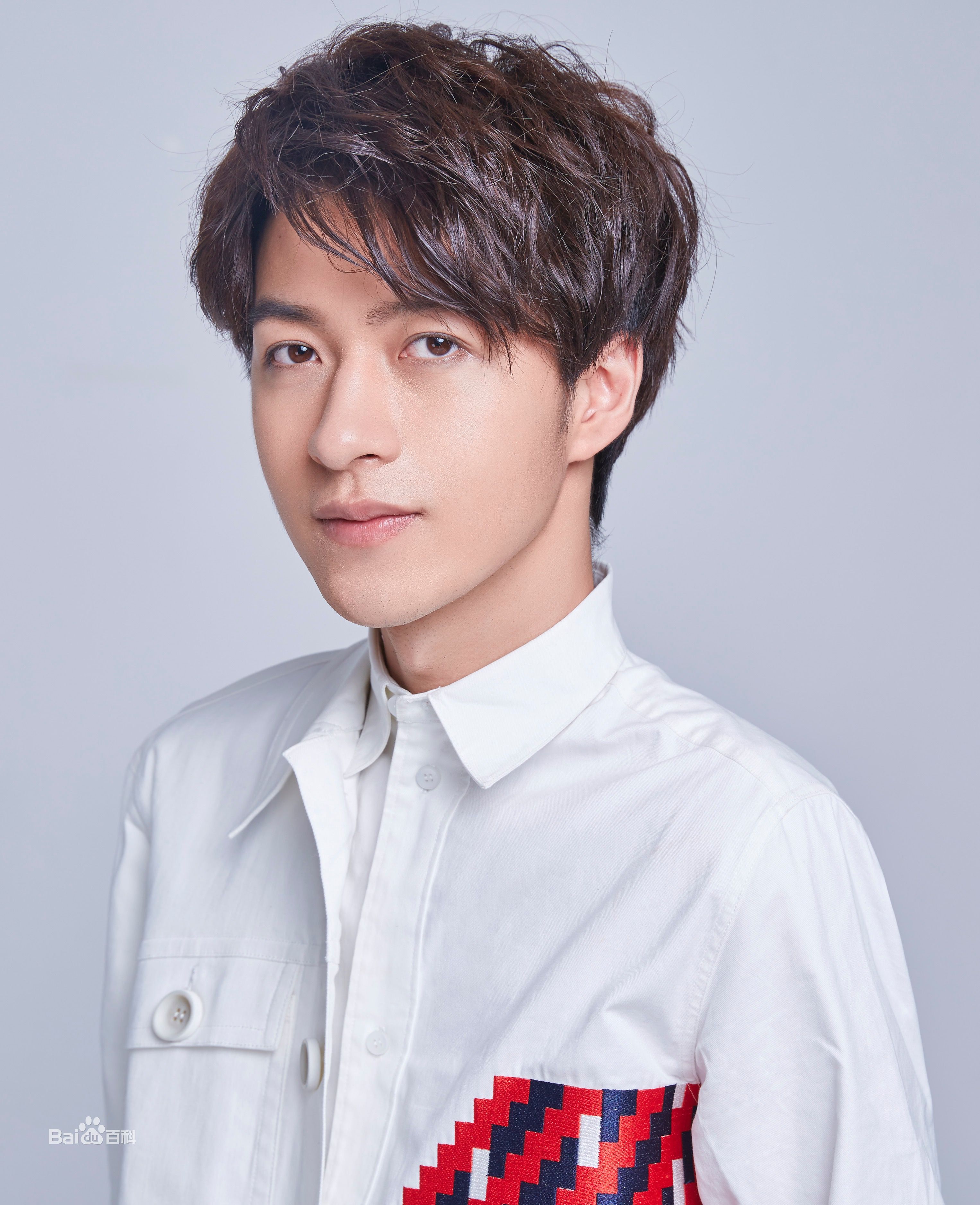 最新范晓东性感图片