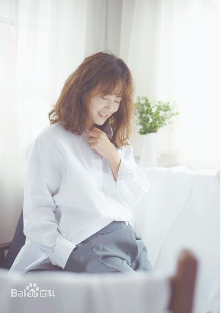 最优质刘珈彤素颜照