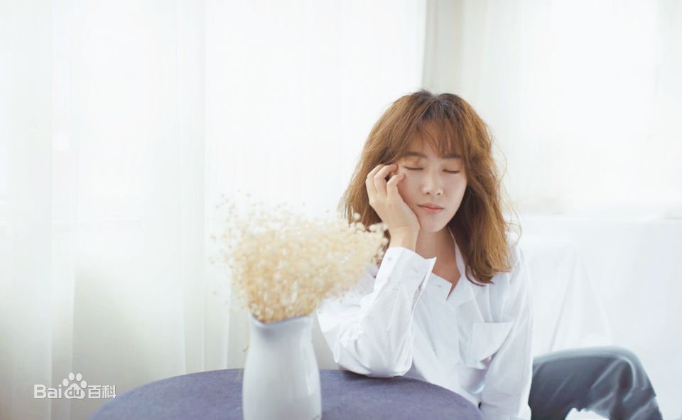 最优质刘珈彤素颜照