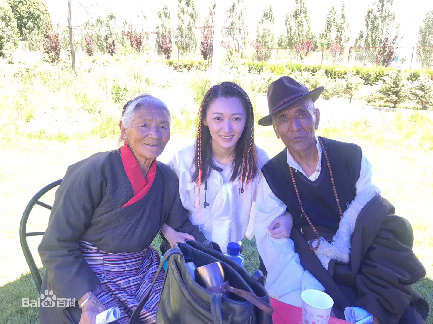 刘倩文-八角街生活照相册