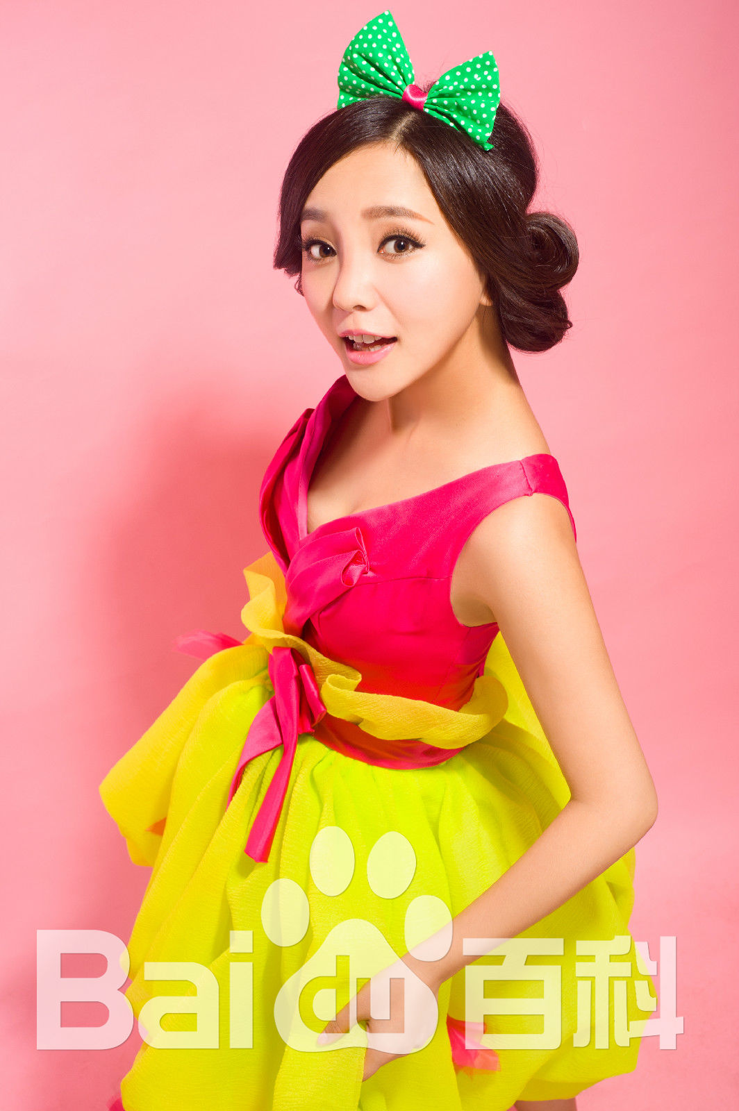 阳蕾(Shine Yang)生活照素颜照相册