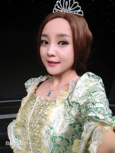 阳蕾(Shine Yang)卡酷及闪天下工作照素颜照相册