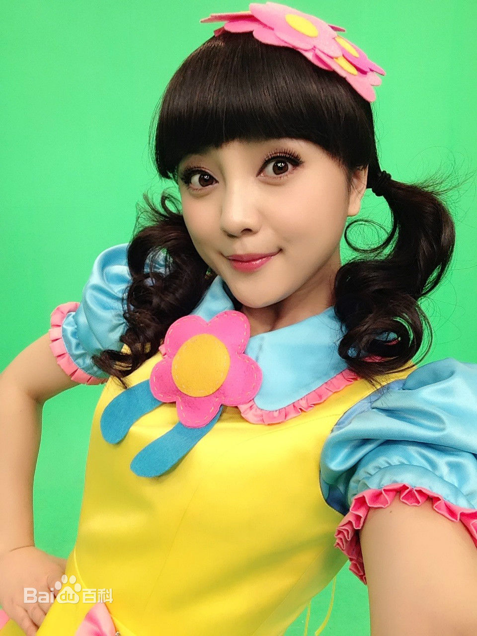 阳蕾(Shine Yang)卡酷及闪天下工作照素颜照相册