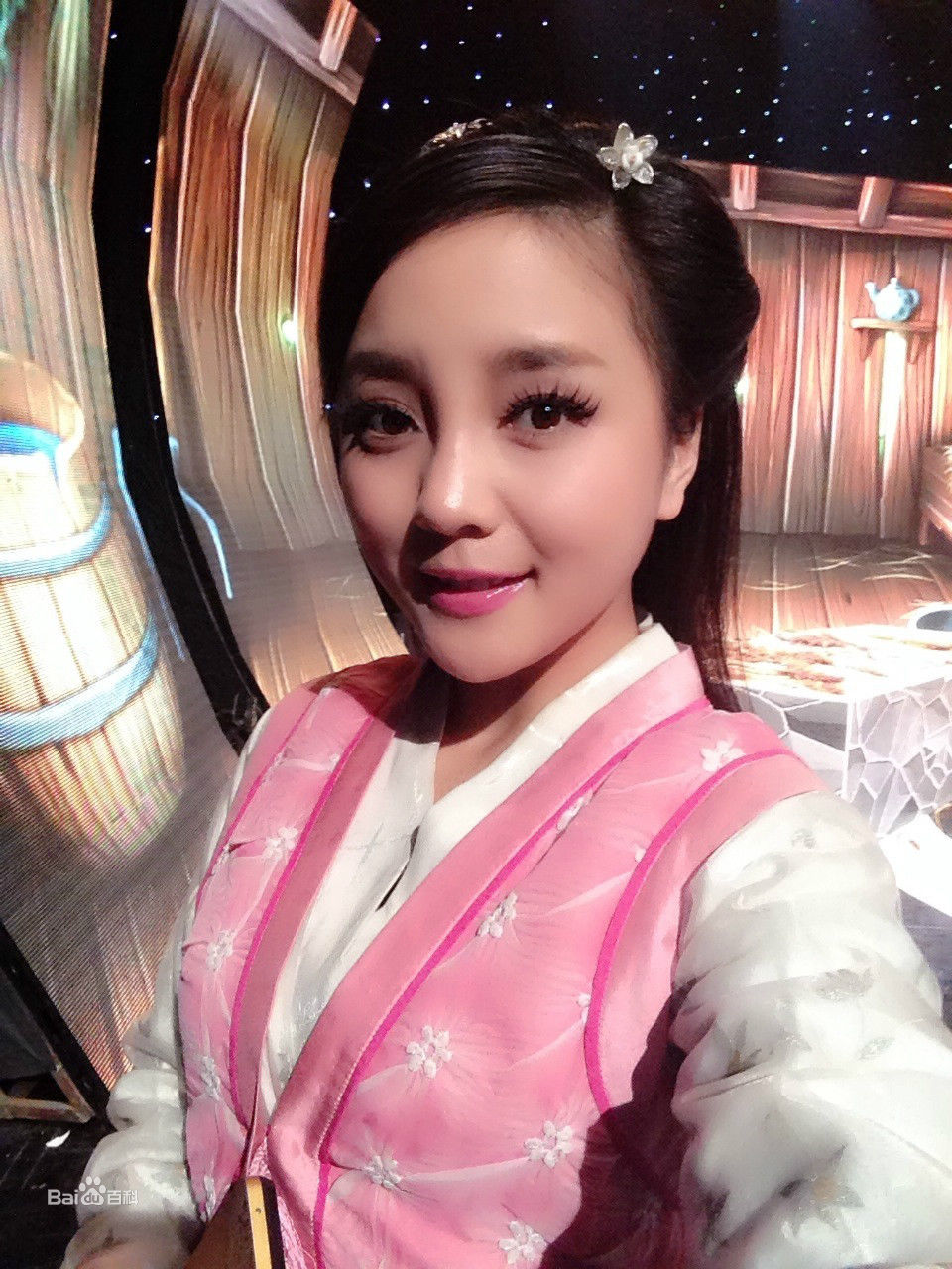 阳蕾(Shine Yang)卡酷及闪天下工作照素颜照相册