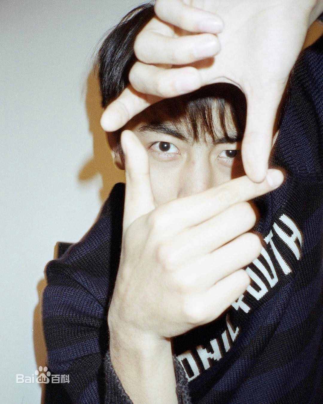 纪凌尘前后照片