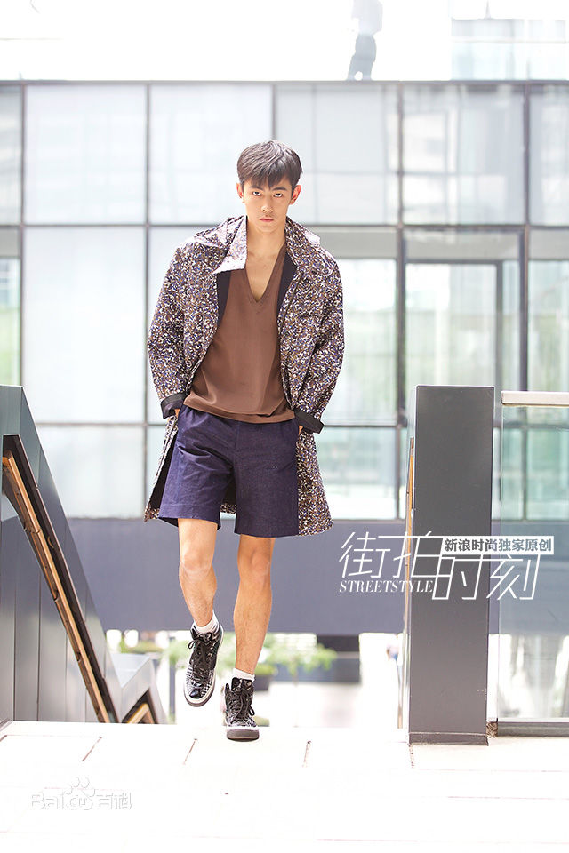 纪凌尘在《街拍时刻》中的