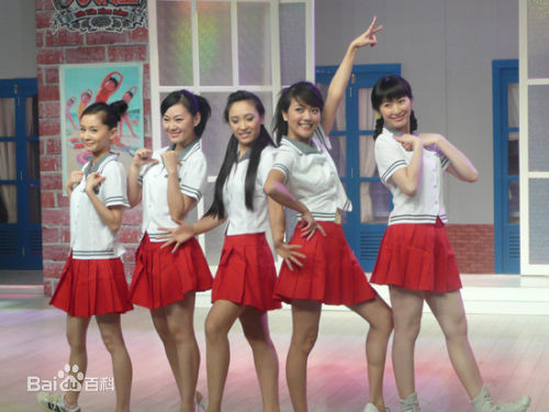 宋雨霏出席节目图册