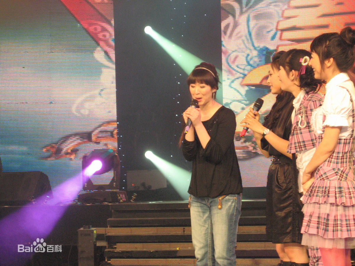 宋雨霏出席节目图册