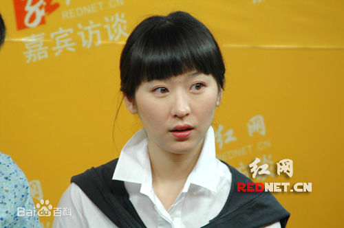 宋雨霏出席节目图册