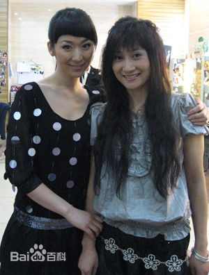 宋雨霏出席节目图册