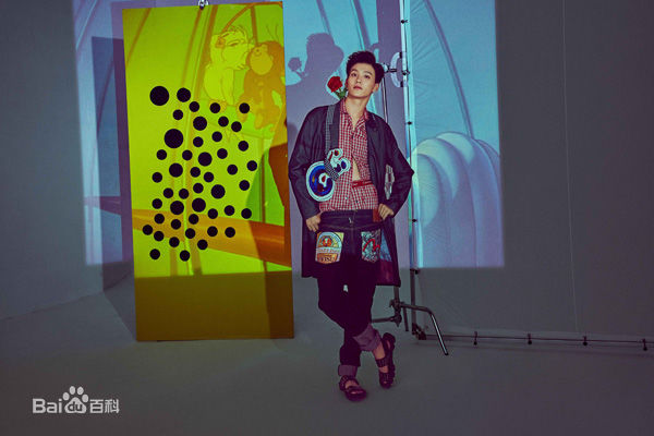 周彦辰最新时尚图集