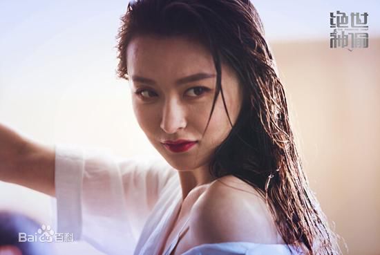 李萌萌(LiMengmeng)《绝世神偷》饰余夏剧照